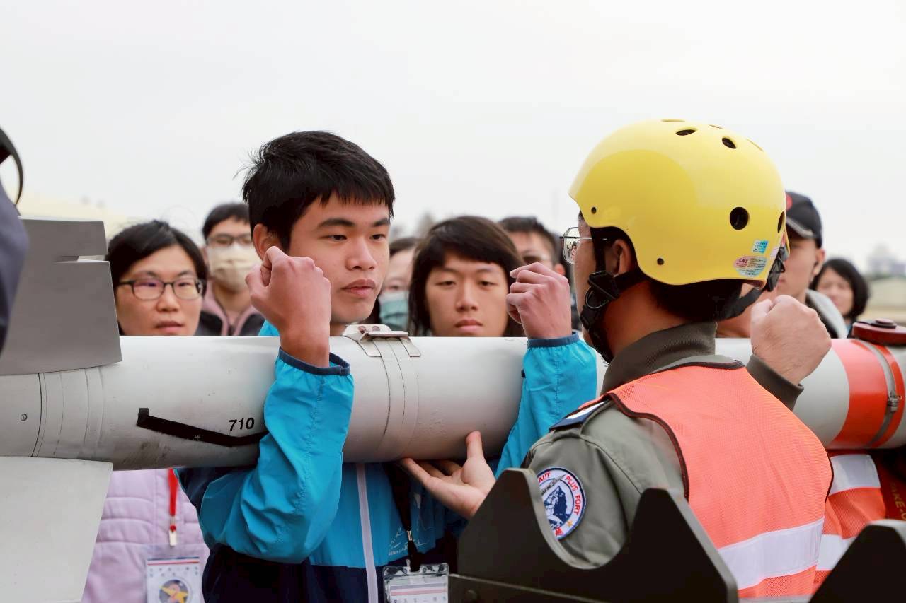 4E037623-801A-4586-9F64-FA0197114517